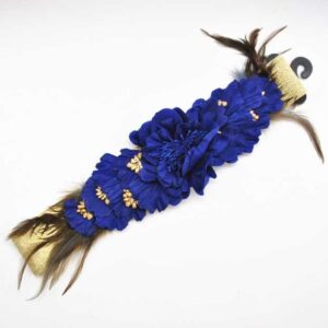 Cinturón dorado y azul klein