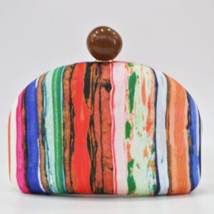 Bolso clutch estampado rayas