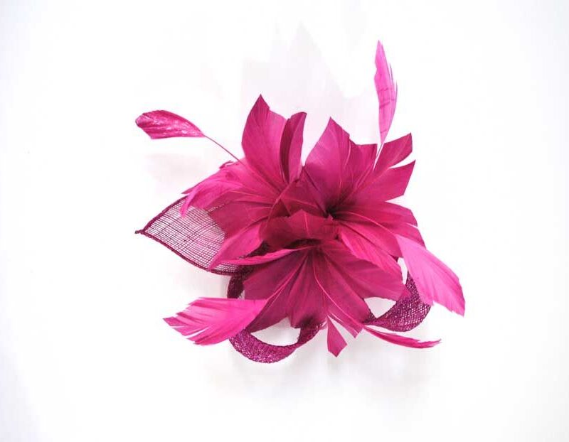 Tocado pequeño rosa fresa