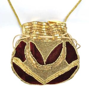 Bombonera granate y oro