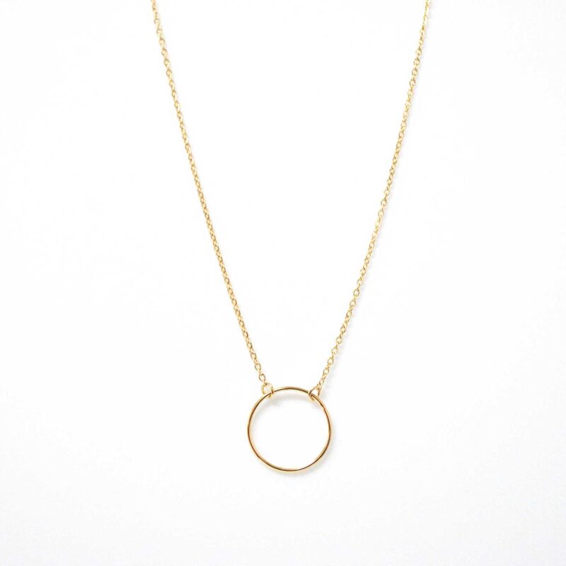 Colgante dorado círculo