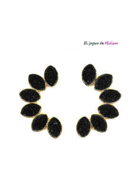 Pendientes negros piedras