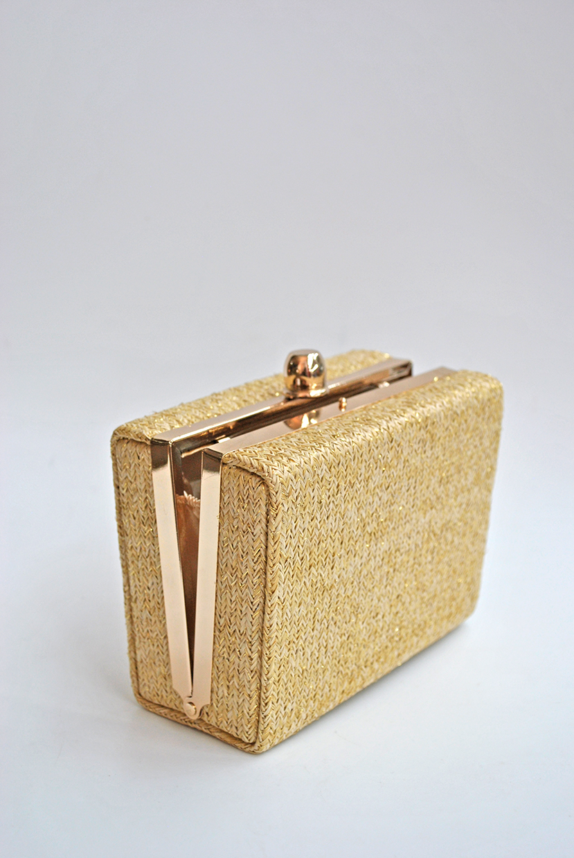 Bolso clutch tipo rafia - El joyero