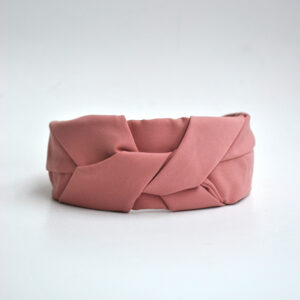 Diadema rosa empolvado