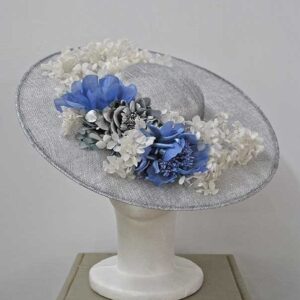 Tocado plateado flores azules
