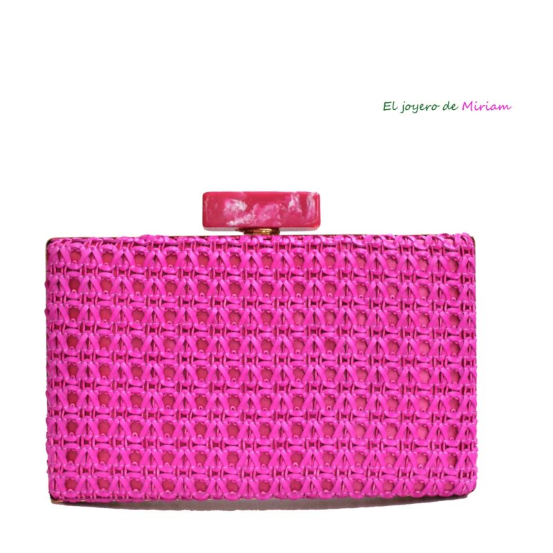 Bolso clutch rafia fucsia