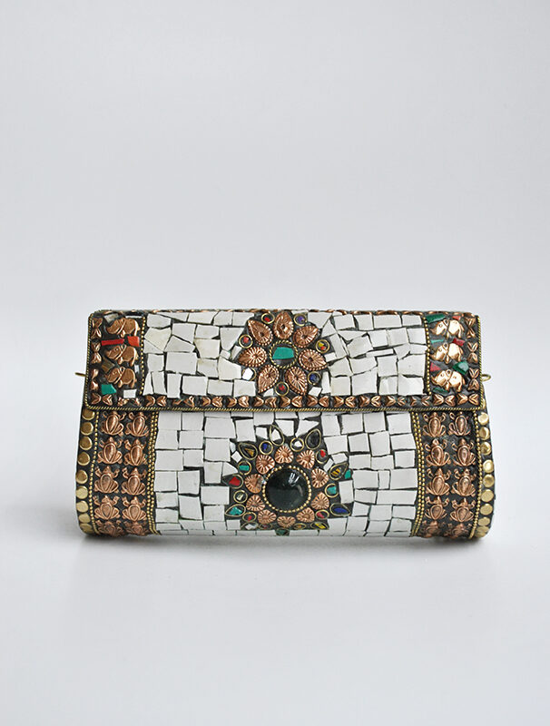 Bolso clutch resina y latón