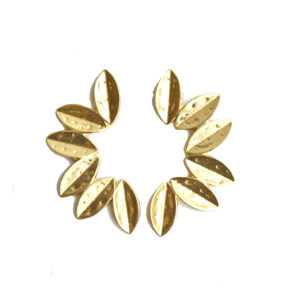 Pendientes dorados hojas