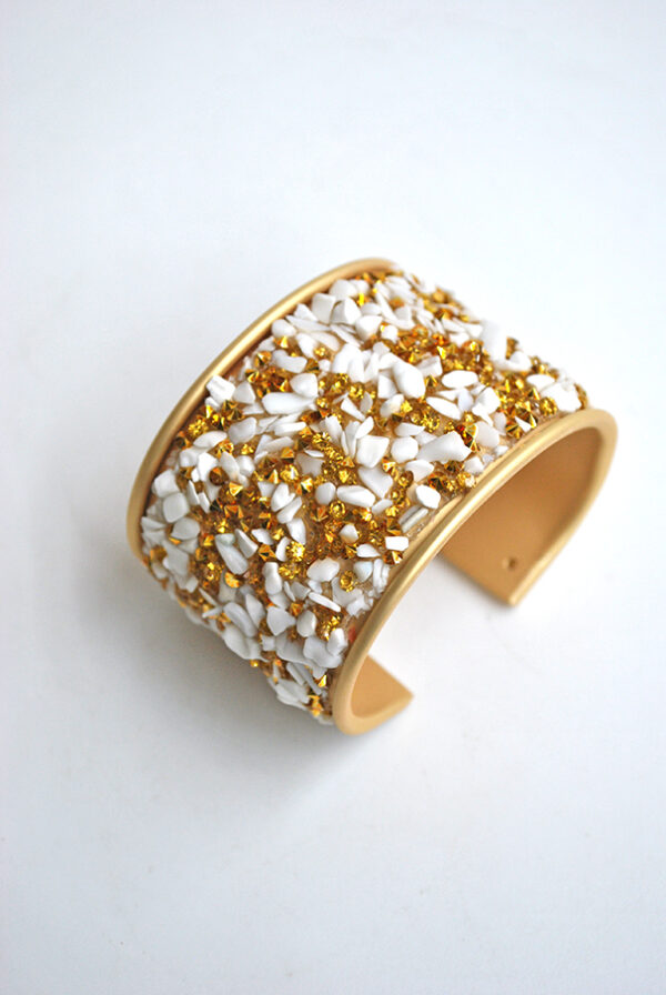 Brazalete pedrería blanca