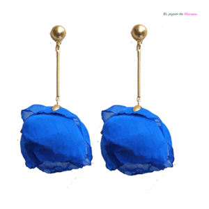 Pendientes azul klein