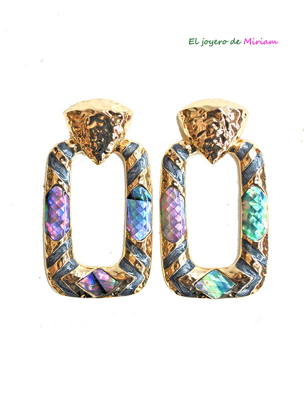 Pendientes lilas nacarados