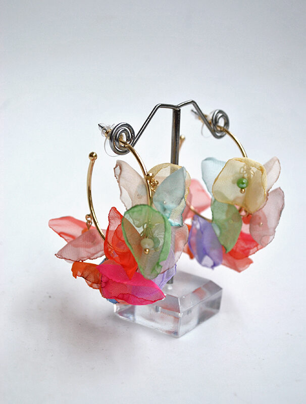 Aros pétalos multicolor