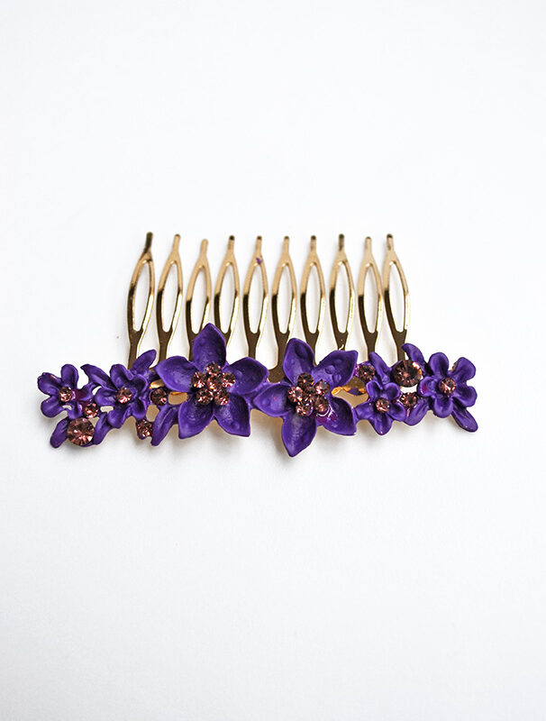 Peineta morada flores