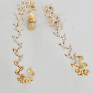 Aros dorados con cristales