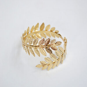 Brazalete dorado hojas