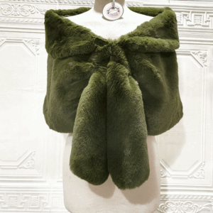 Estola verde kaki pelo sintético