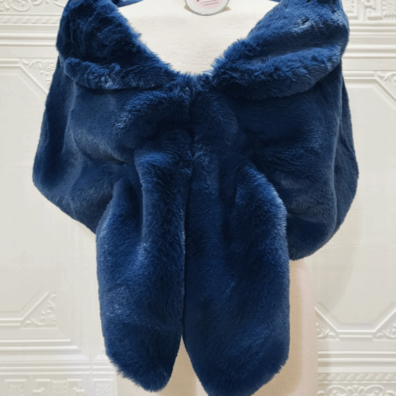 Estola pelo azul petróleo