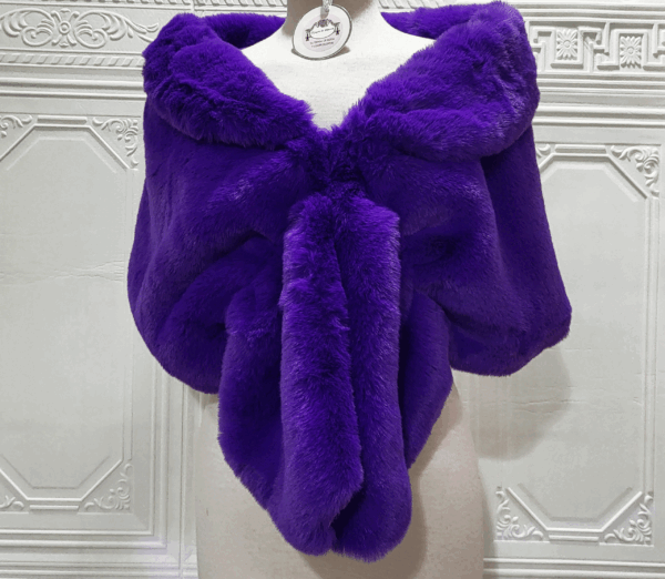 Estola morada pelo sintético