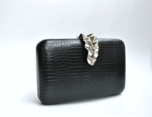 Bolso clutch negro y plateado - Imagen 2