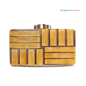 Clutch mostaza de nácar