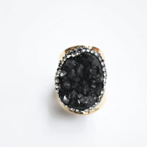 Anillo negro piedra