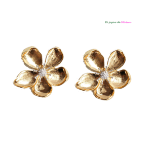 Pendientes dorados flores
