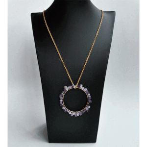 Collar largo morado piedras