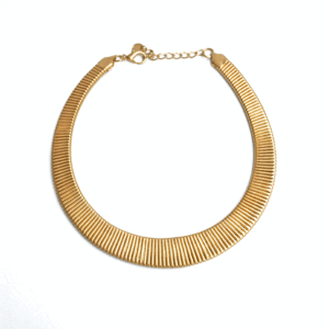 Gargantilla dorada tubos