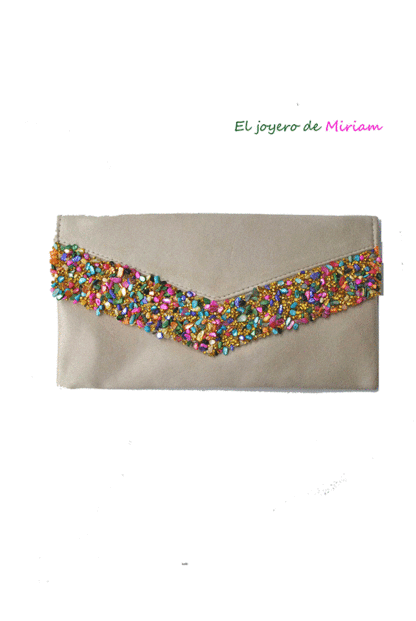 Cartera beige piedras multicolor