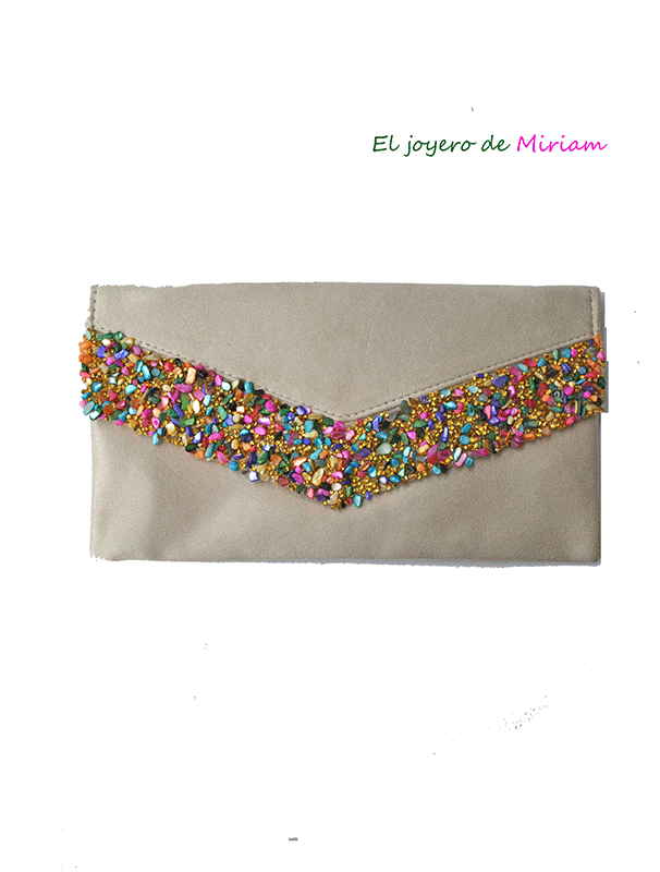 Cartera beige piedras multicolor