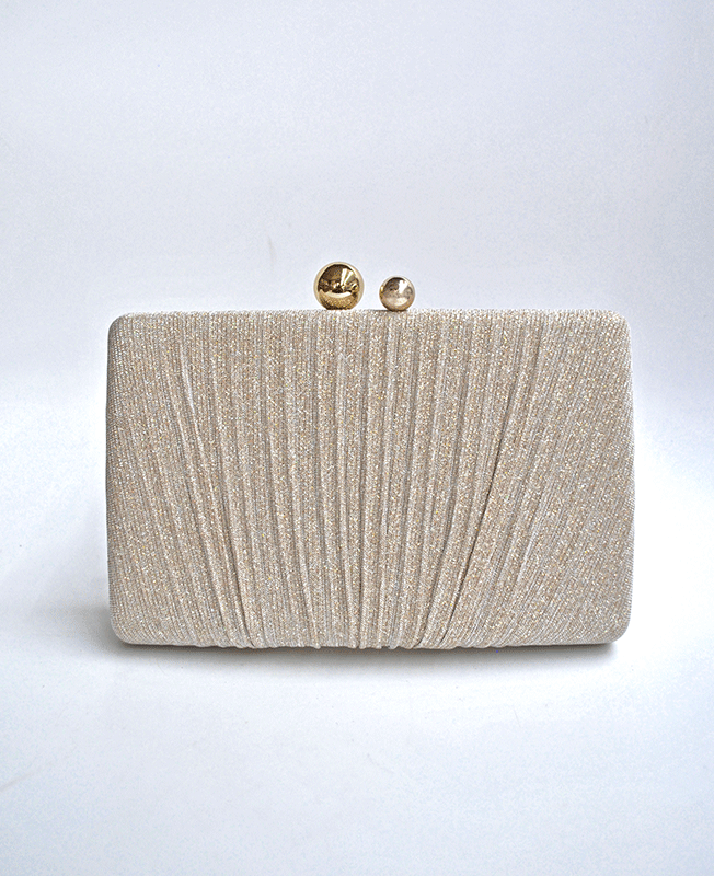 Bolso clutch dorado suave