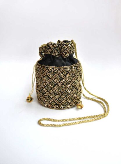 Bolso negro bombonera