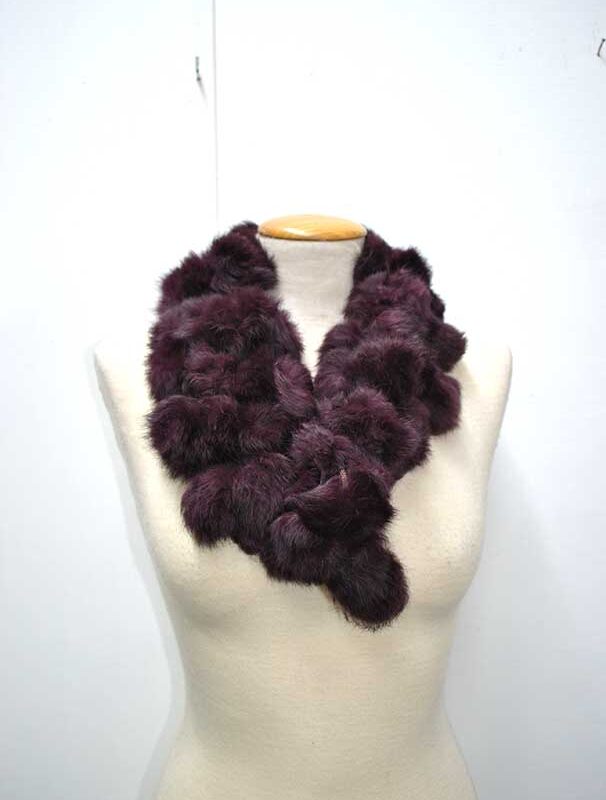Cuello pelo conejo granate