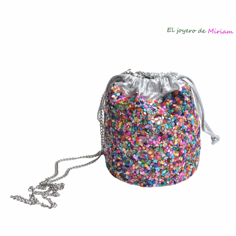 Bombonera plateada piedras