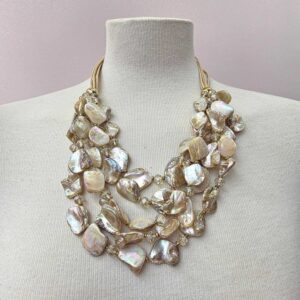 Collar multi piedras nácar