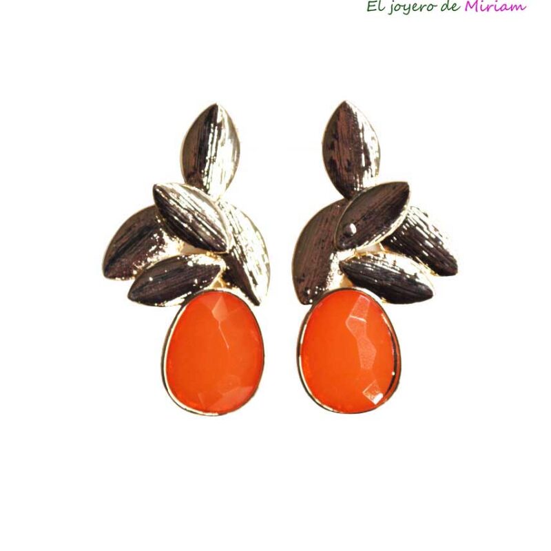 Pendientes naranjas y dorados