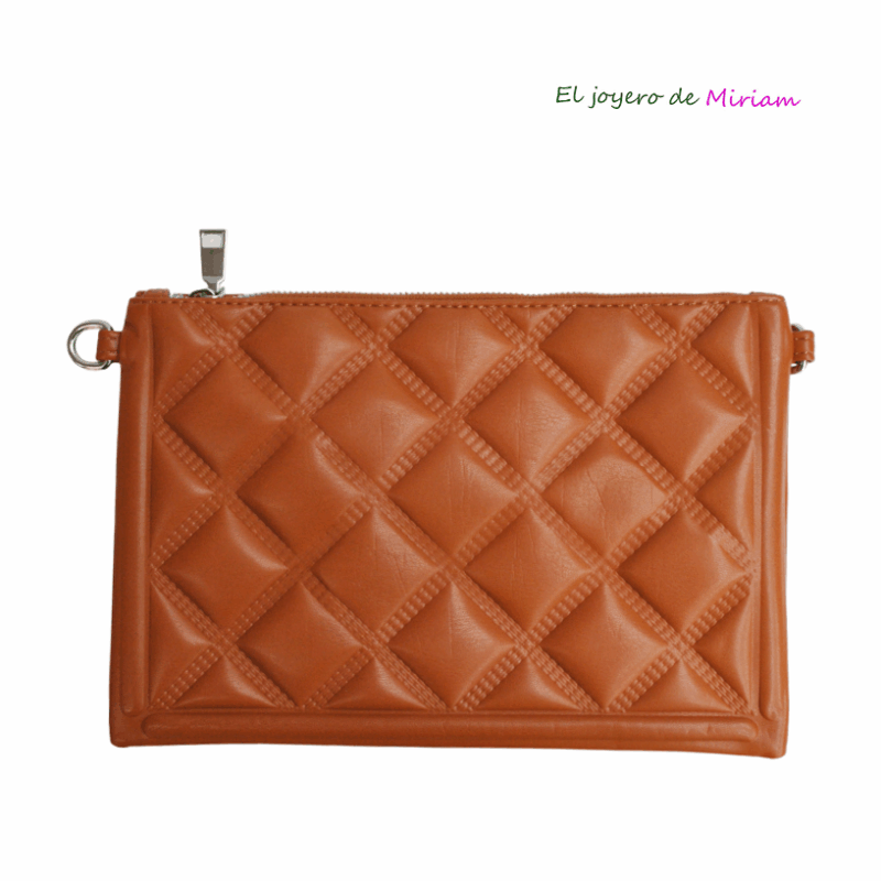 Bolso o cartera camel acolchada