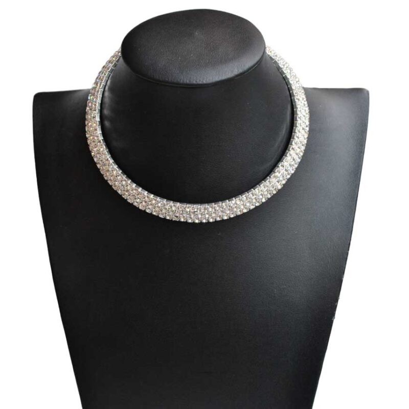 Gargantilla plateada brillantes