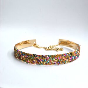 Cinturón dorado piedras