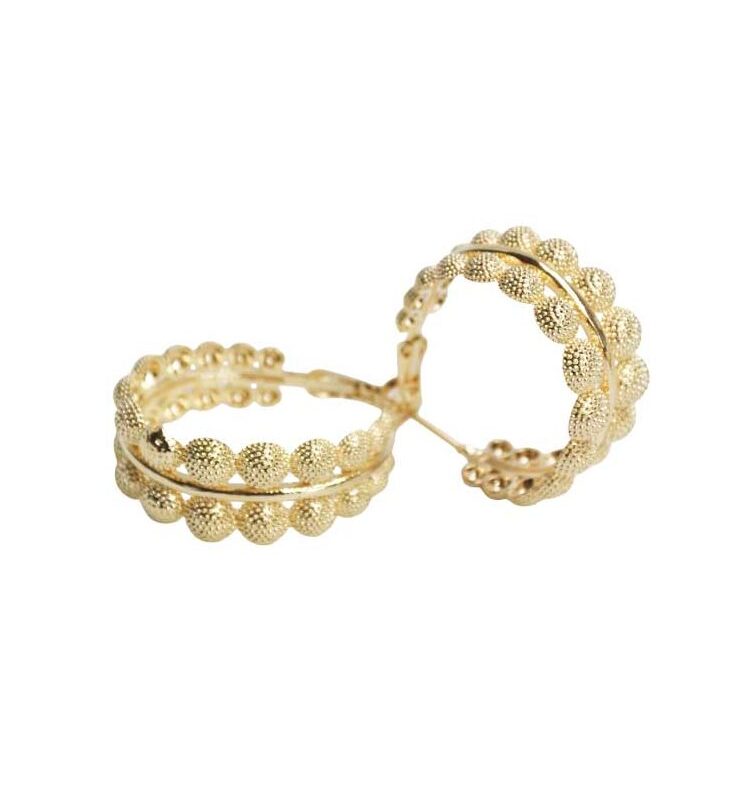 Pendientes aretes dorados