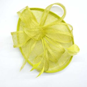 Tocado casquete verde lima