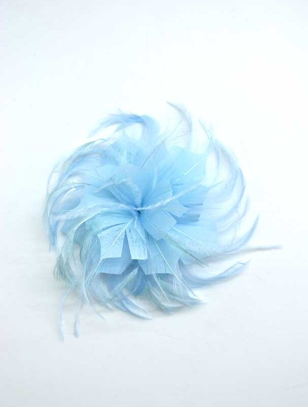 Flor tocado azul cielo