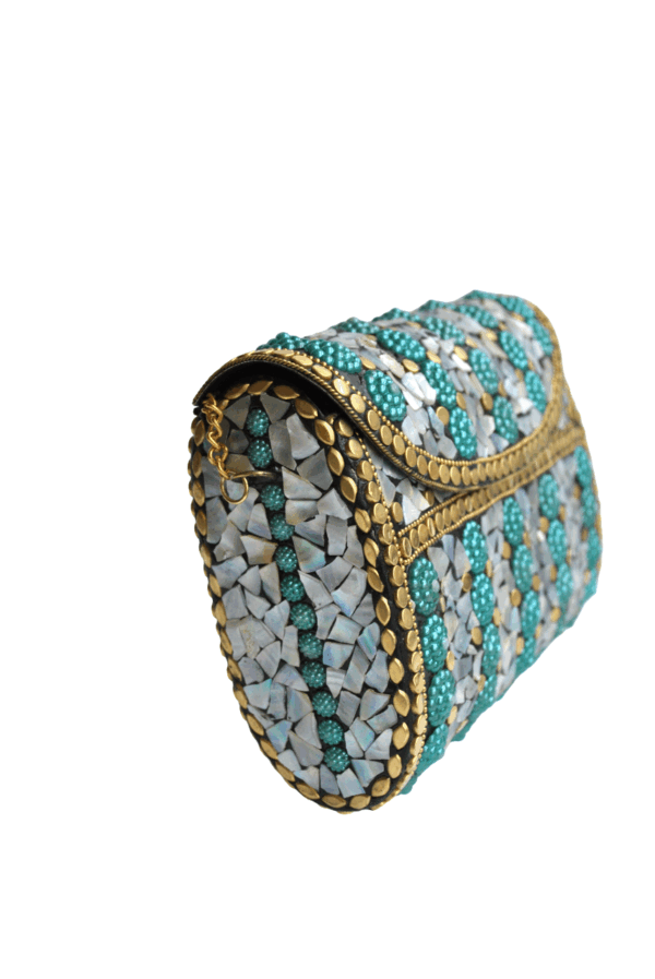 Clutch nácar con perlas turrquesa - Imagen 3