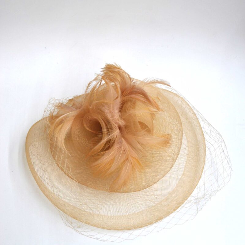 Tocado dorado champagne tul