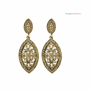 Pendientes dorados ovalados