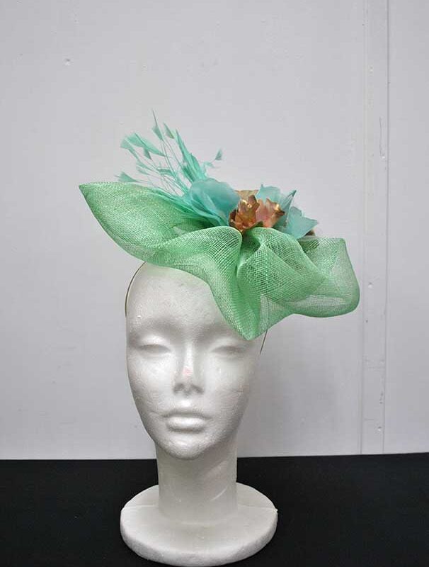 Tocado verde agua y oro