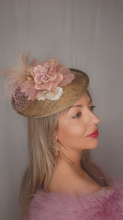 Tocado dorado y rosa nude - Imagen 6