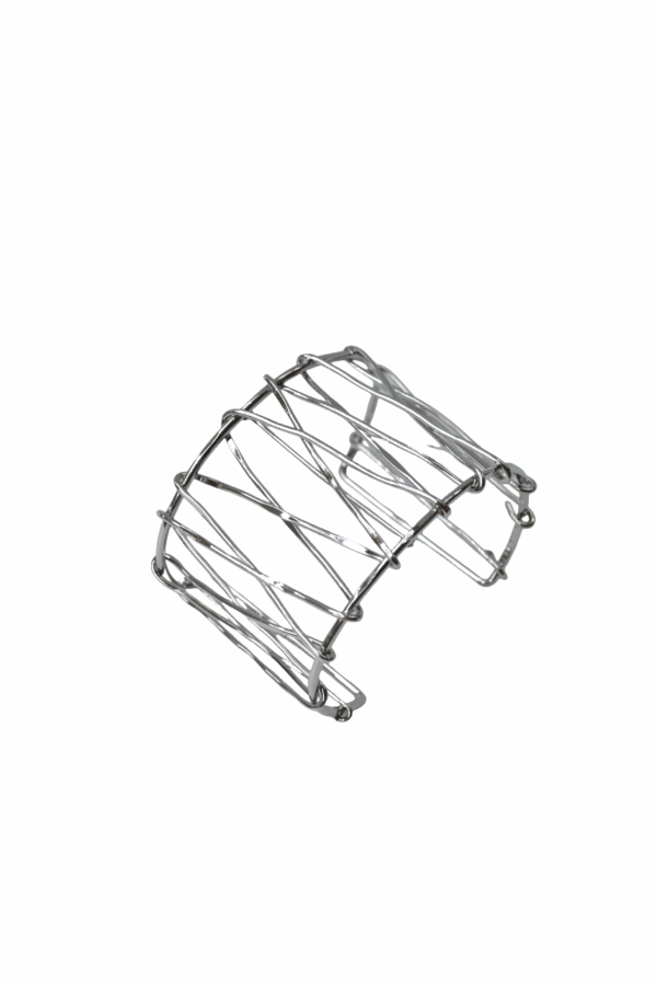 Brazalete plateado minimalista