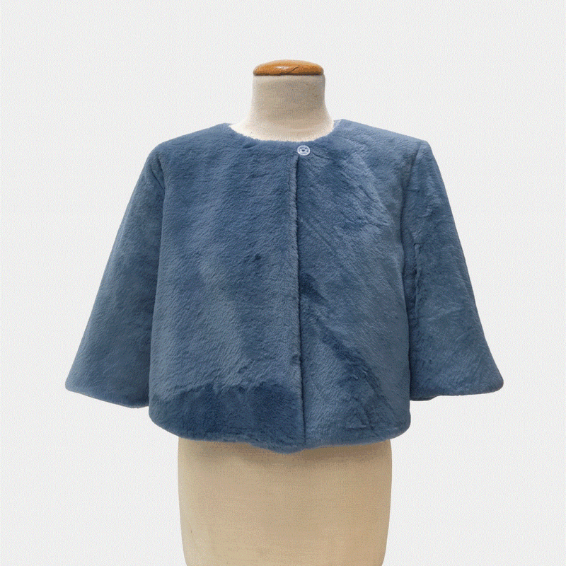 Estola o capa pelo azul