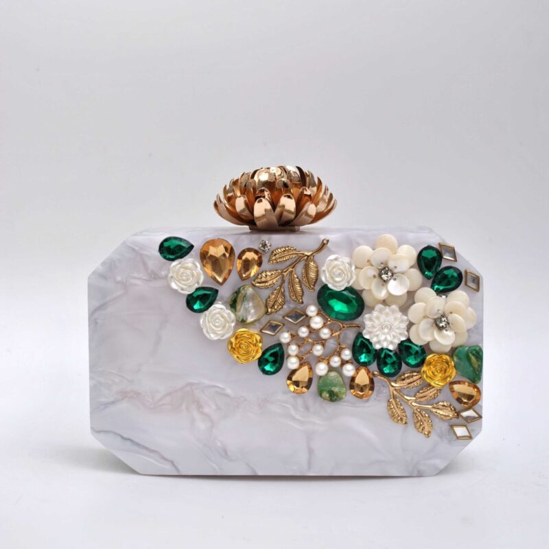 Clutch joya blanco nácar